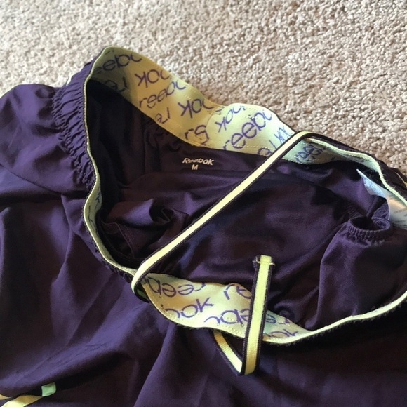 Reebok Active / Running Shorts - Picture 3 of 4